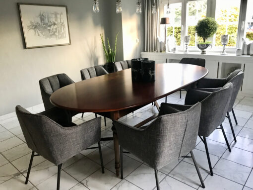 Stadtvilla Esszimmer